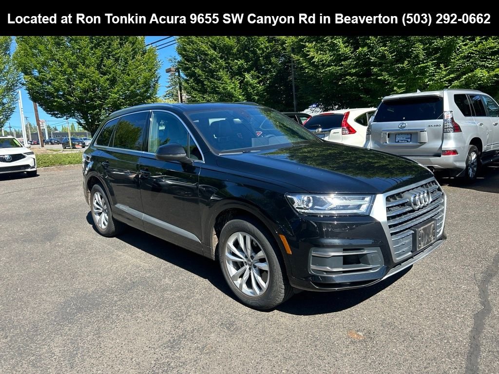 Used 2019 Night Black Audi 55 Premium image 1