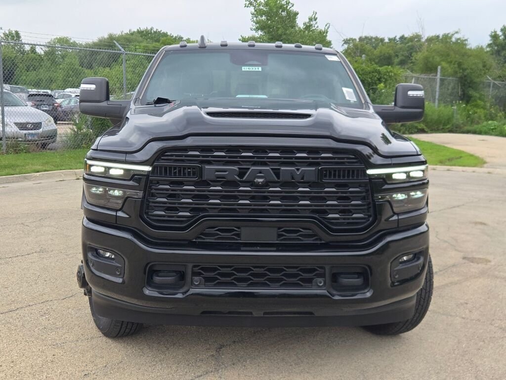 New 2026 Diamond Black Crystal Pearlcoat RAM Limited image 3