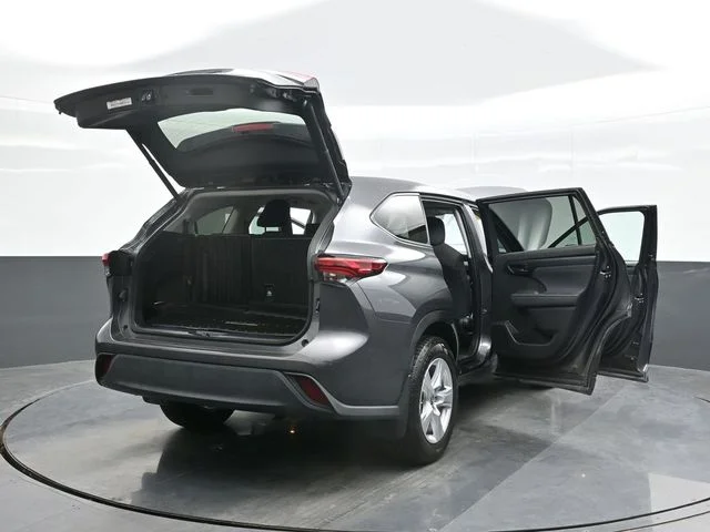 Used 2022 Gray Toyota LE image 29