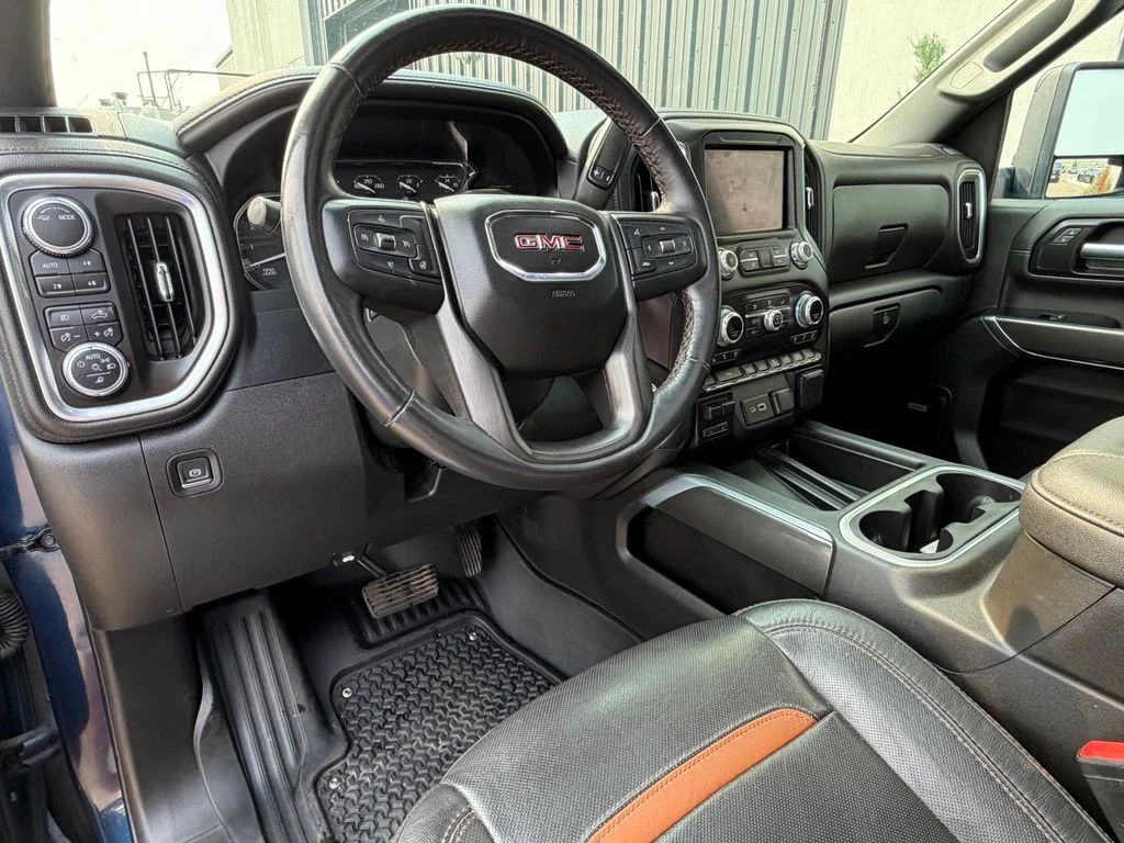 Used 2022 Blue GMC AT4 image 7