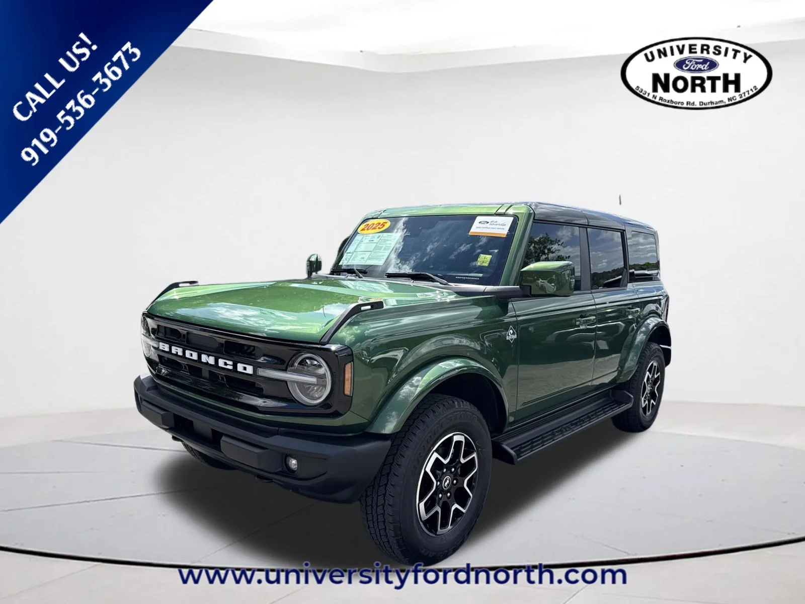 Used 2025 Green Metallic Ford Outer Banks image 3