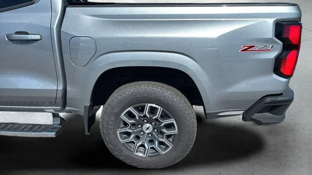 Used 2024 Sterling Gray Metallic Chevrolet Z71 image 32