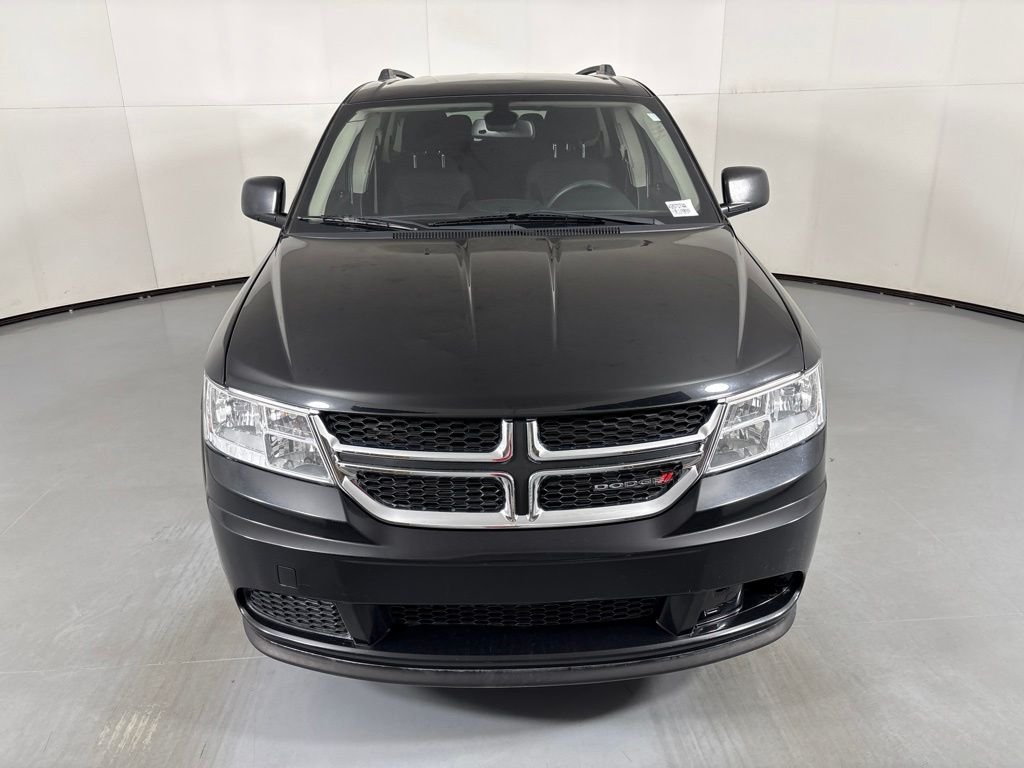 Used 2019 Black Dodge SE image 3