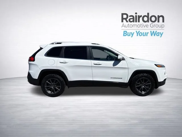 Used 2016 Bright White Clearcoat Jeep Limited image 8