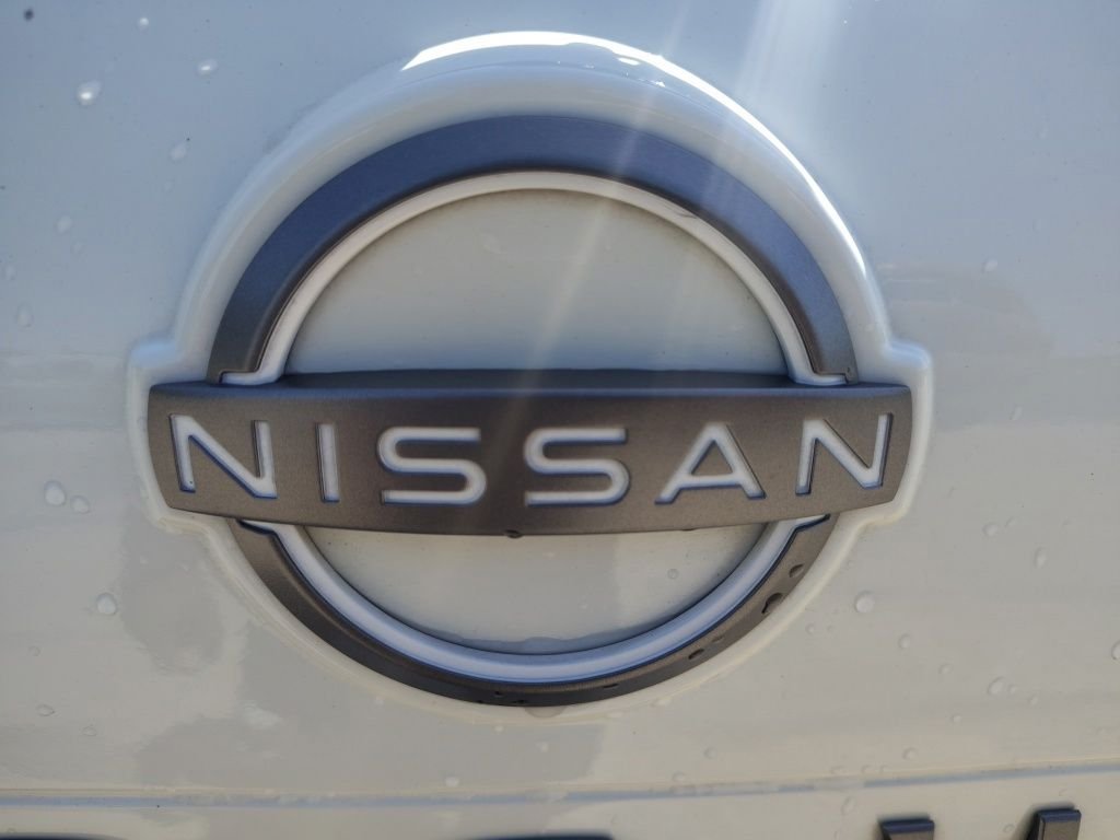 Used 2024 White Nissan S image 9