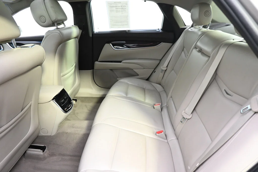 Used 2013 SILVER COAST METALLIC Cadillac Premium image 21