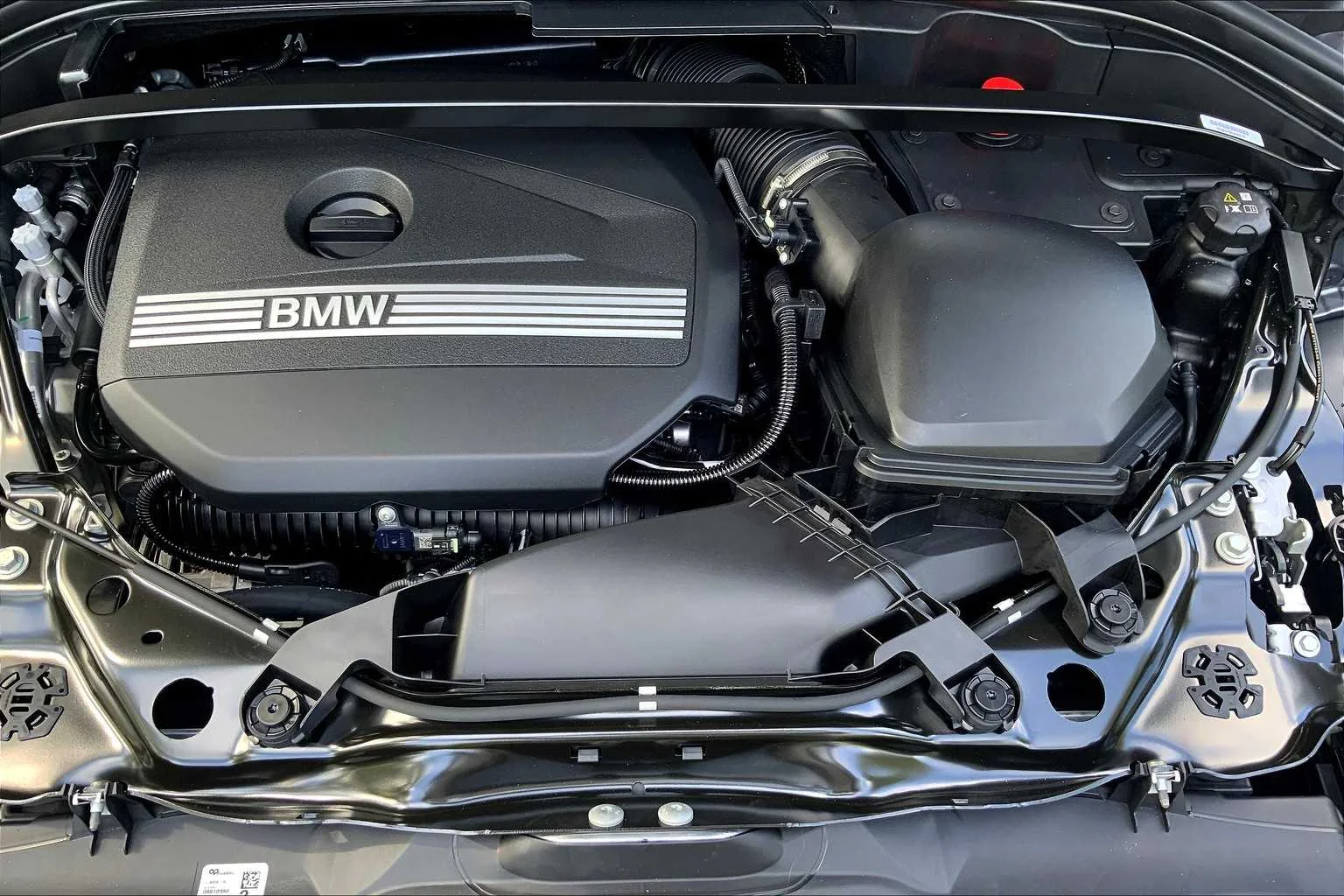 Used 2026 Skyscraper Grey Metallic BMW xDrive28i image 17