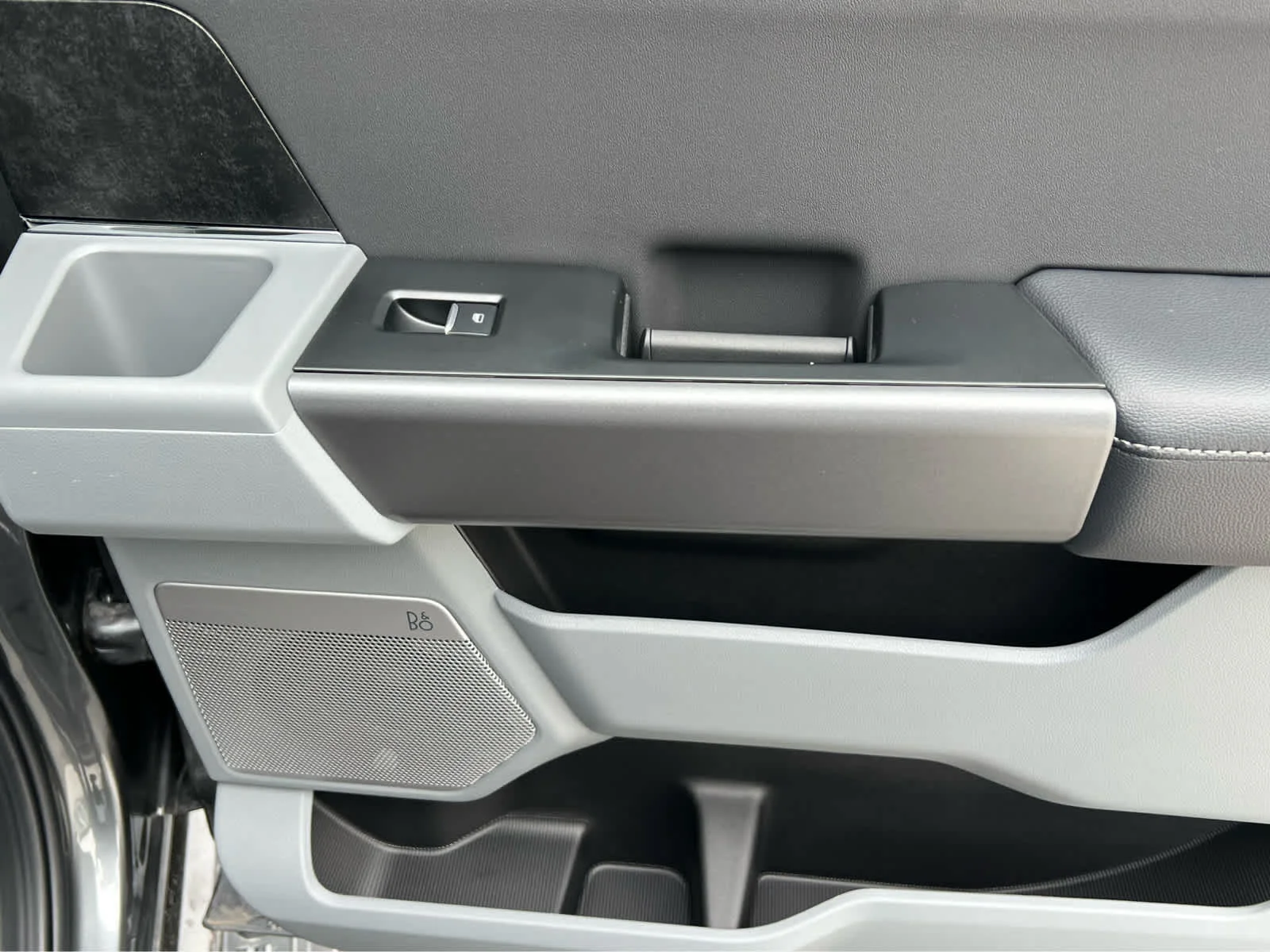 New 2026 Carbonized Gray Metallic Ford F-350® XLT image 21