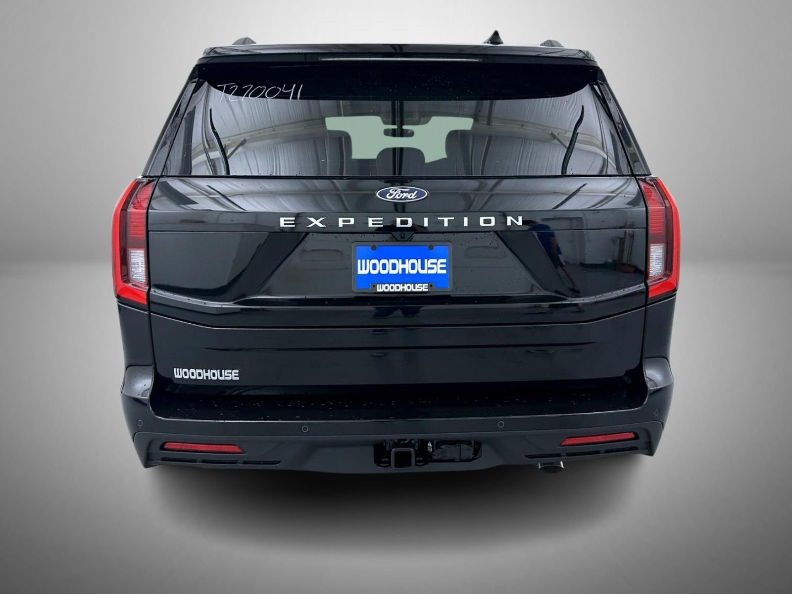 New 2027 Agate Black Metallic Ford Active image 6