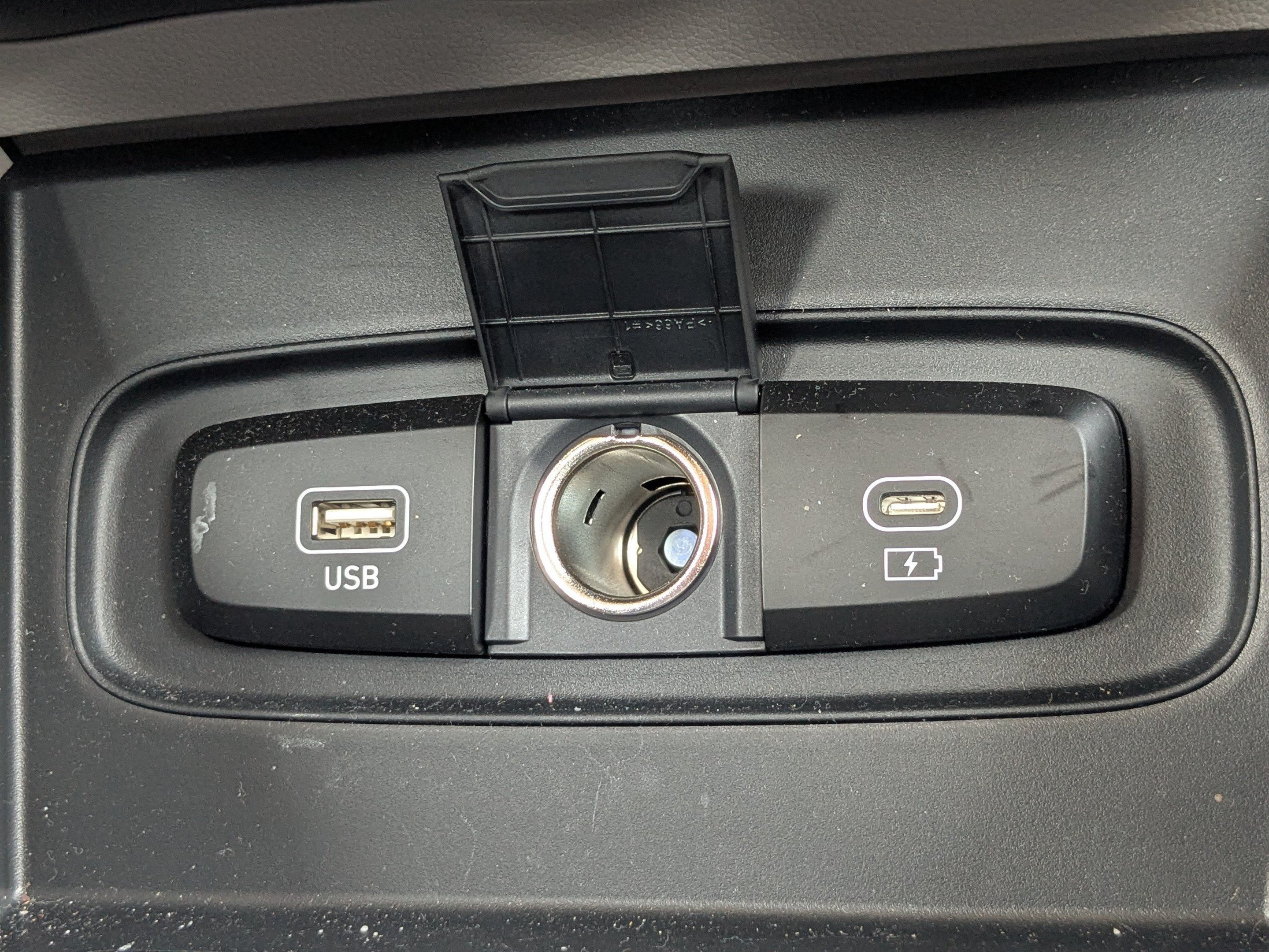 Certified Used 2025 Lunar White Hyundai SEL image 35