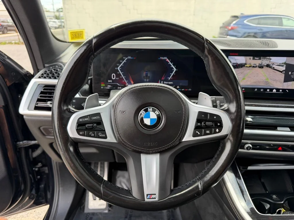 Used 2024 Black BMW xDrive40i image 20