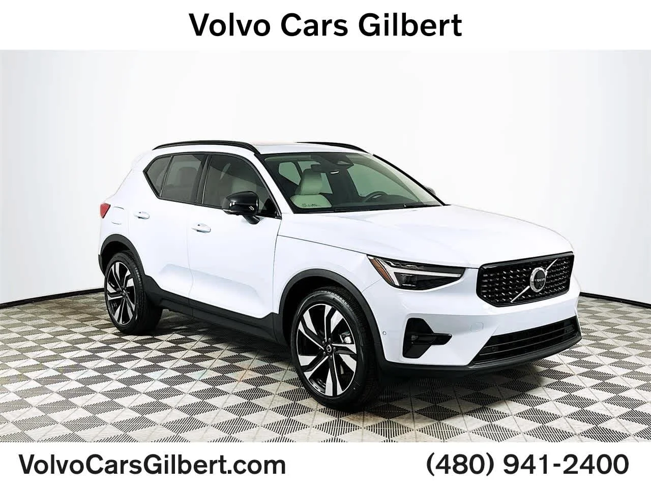 2026 Volvo XC40 B5 Plus Dark AWD's photo