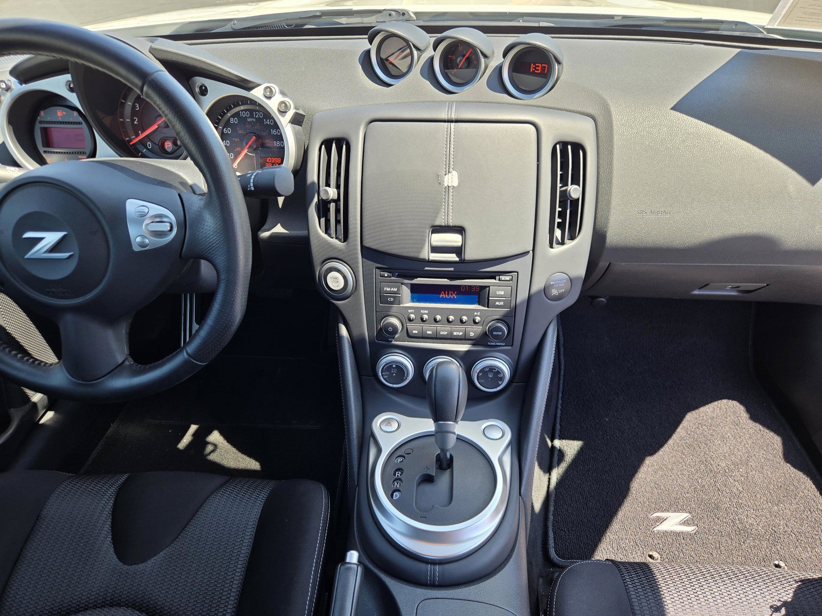 Used 2020 Pearl White Tricoat Nissan  image 13