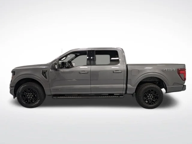Used 2024 Gray Ford XLT image 6