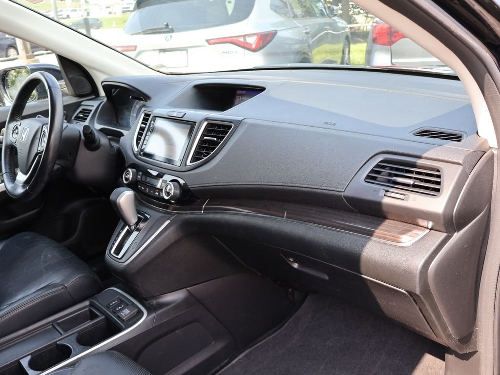Used 2016  Honda Touring image 9