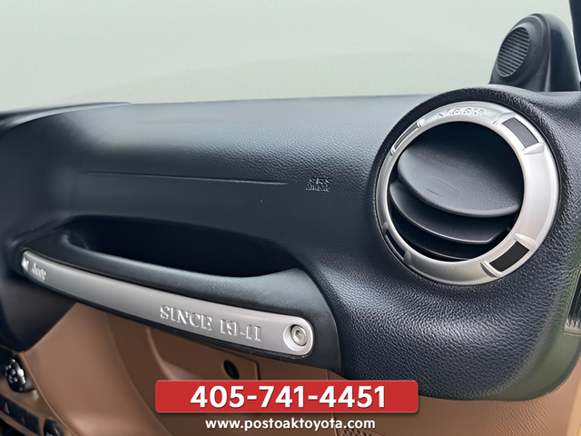 Used 2012 Beige Jeep Rubicon image 10