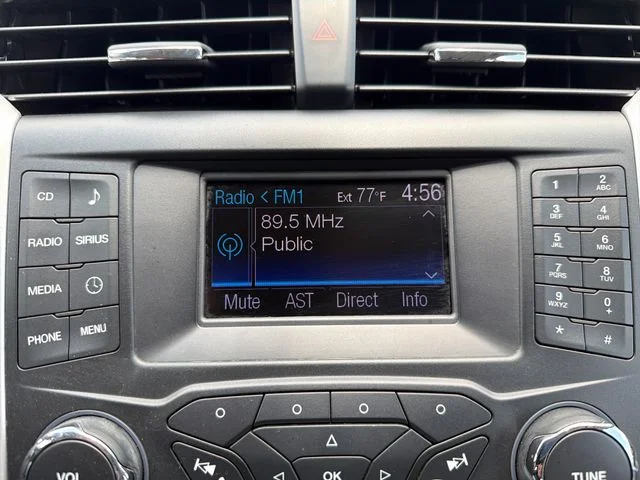 Used 2014 Red Ford SE image 13