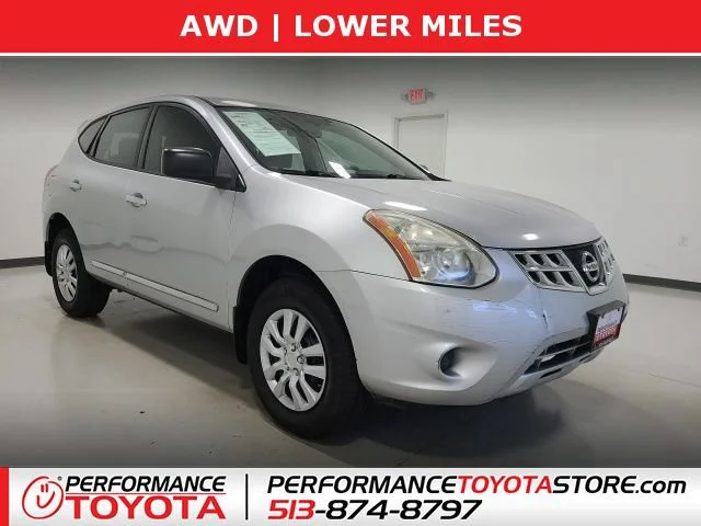Used 2011 Brilliant Silver Nissan S image 1
