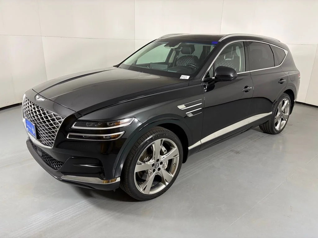 Used 2023 Black Genesis 3.5T image 4