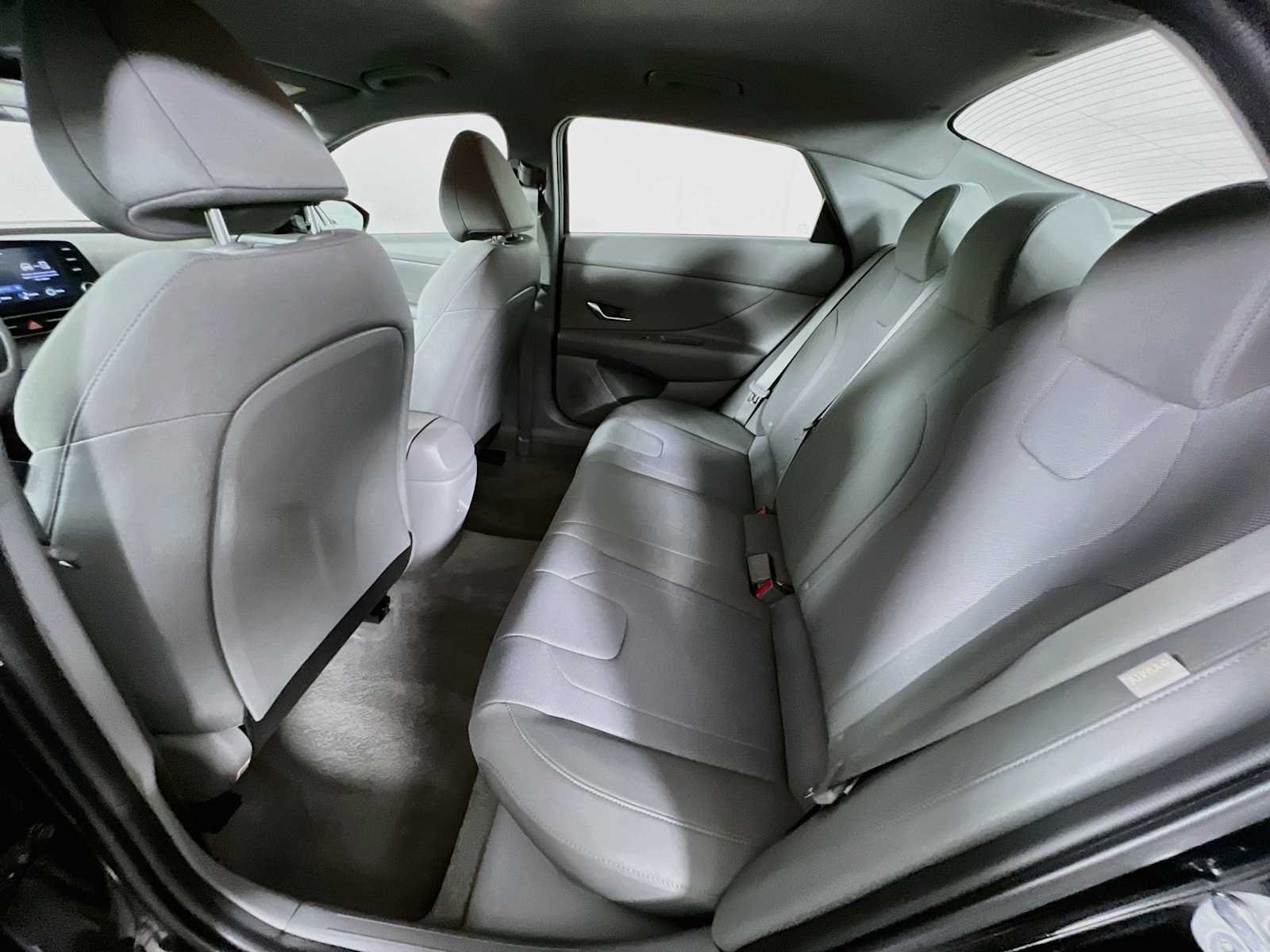 Used 2024 Abyss Black Hyundai SE image 24