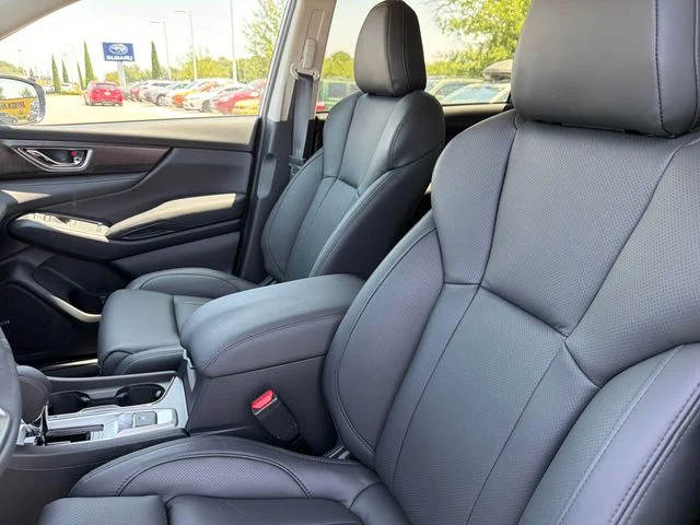 New 2026 ICE SILVER METALLIC Subaru Touring 7-Passenger image 18