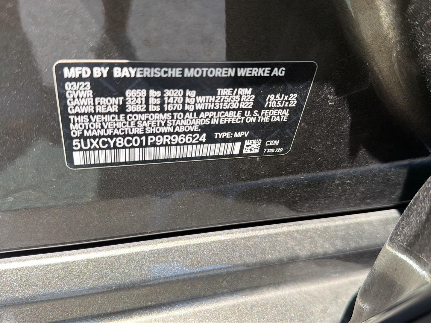 Used 2023 Manhattan Green Metallic BMW M50i image 42