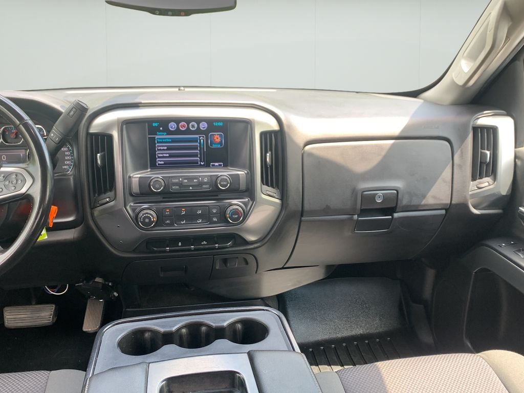 Used 2016 Summit White Chevrolet LT image 19