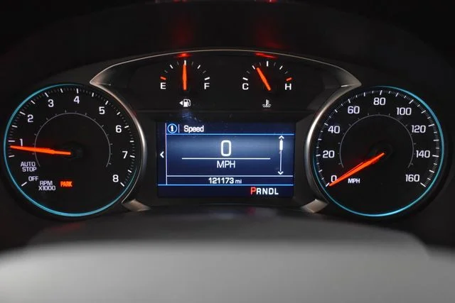 Used 2023 Gray Chevrolet LT image 21