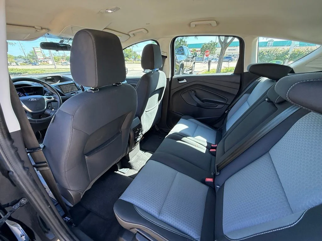 Used 2017 Black Ford SE image 26