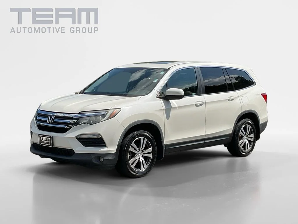 Used 2017 White Honda EX-L image 3