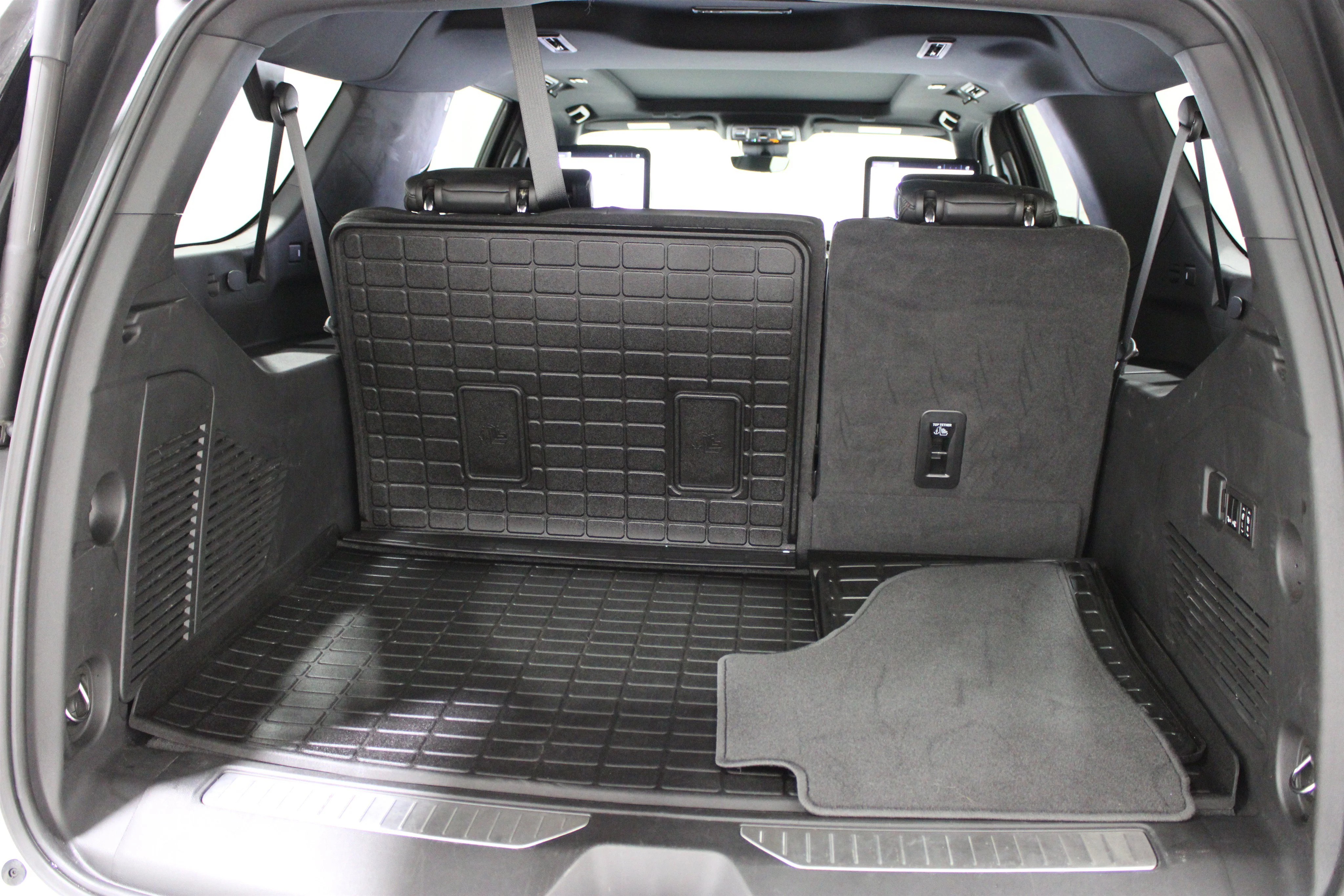 2024 Chevrolet Suburban High Country - Photo 33
