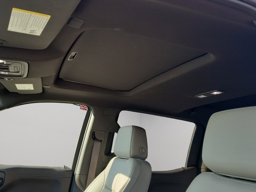Used 2021 Summit White GMC SLT image 4