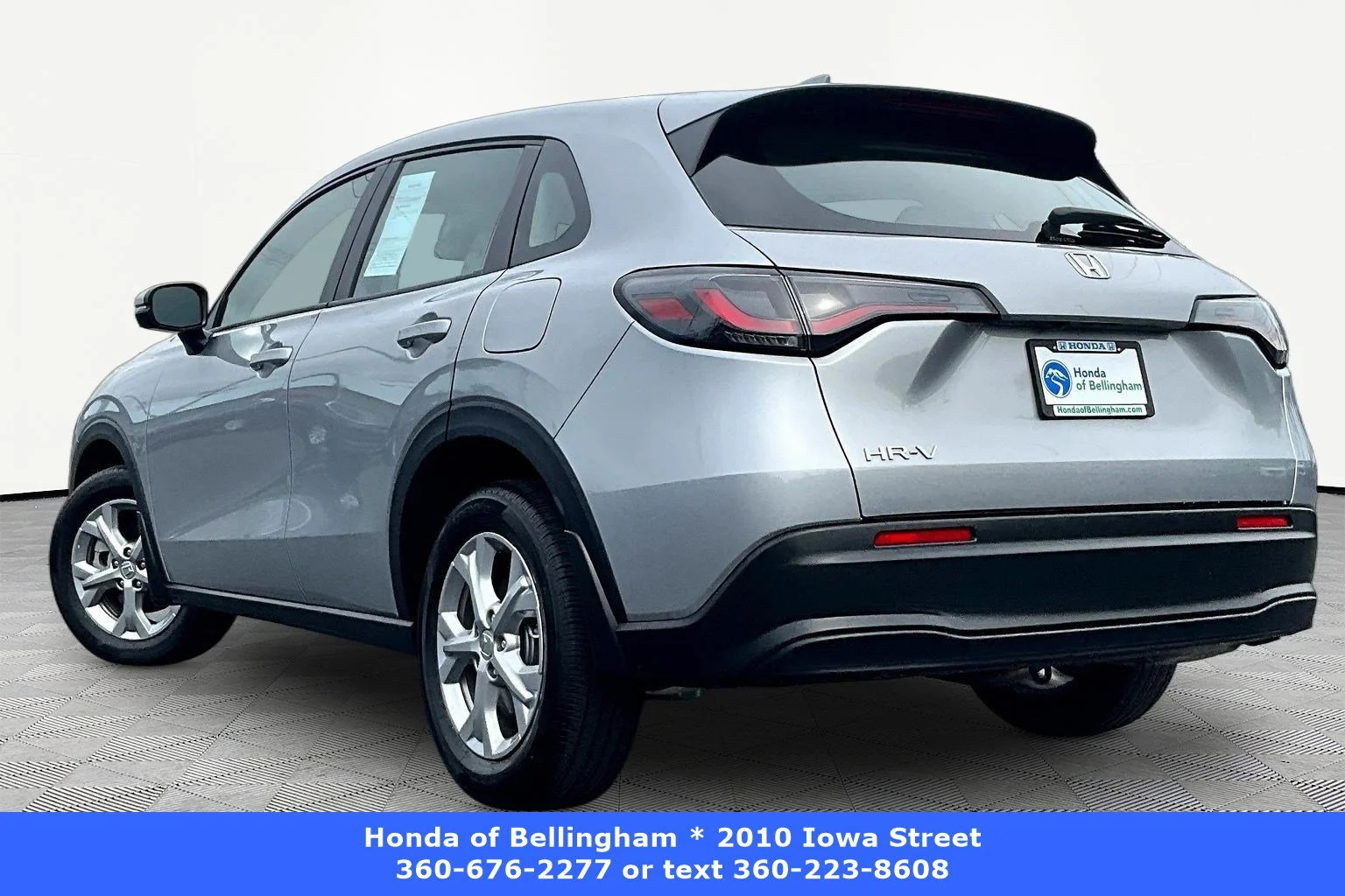 Certified Used 2025 Lunar Silver Metallic Honda AWD LX image 36