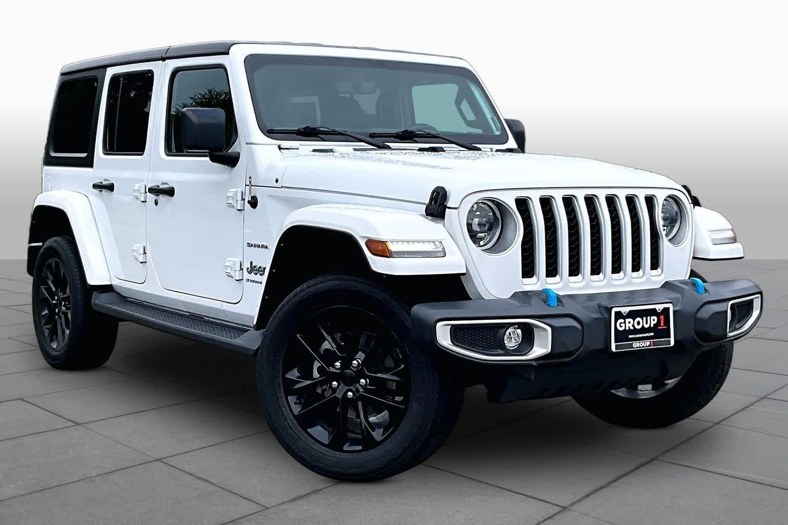 Used 2023 Bright White Clearcoat Jeep Sahara image 3