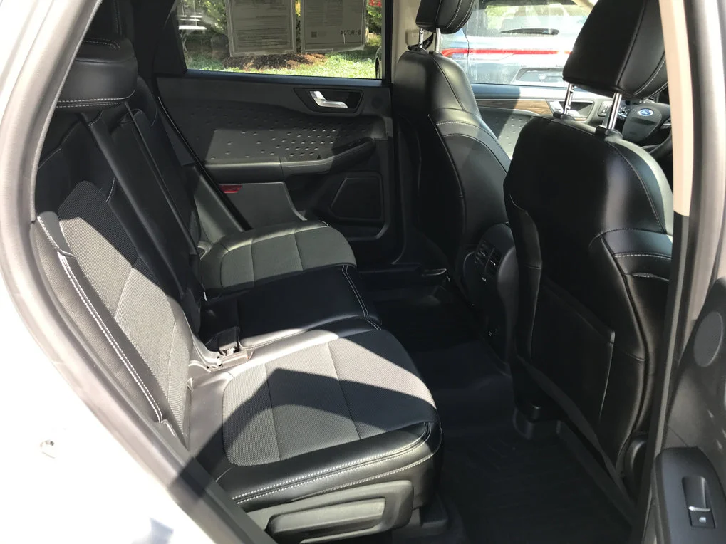 Pre-Owned 2020 Ford Escape Titanium