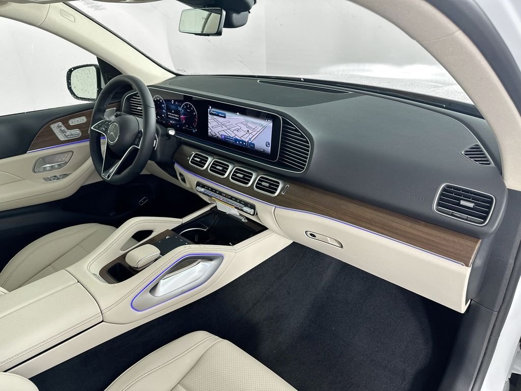New 2026 MANUFAKTUR Moonlight White Metallic Mercedes-Benz GLE 350 image 31