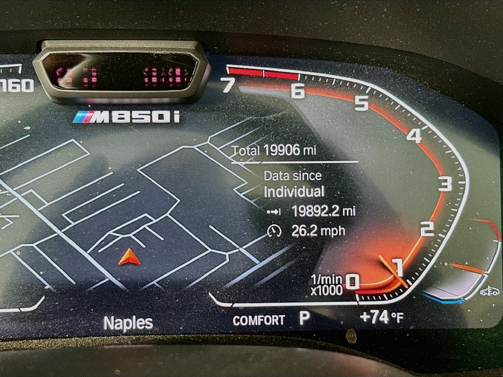 Used 2022 White BMW M850i xDrive image 12