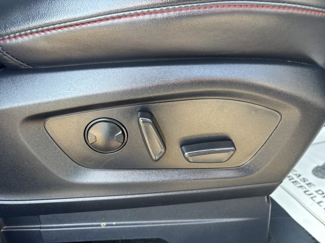 Used 2025 Gray Ford ST-Line image 22