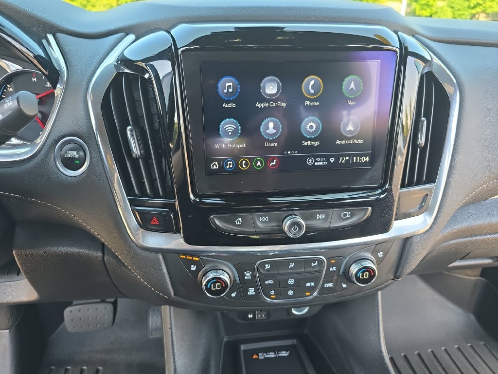 Used 2023 Beige Chevrolet Premier image 23