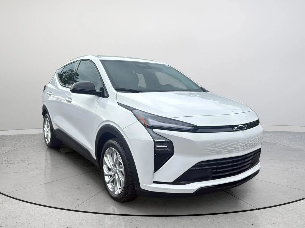2027 Chevrolet Bolt EV LT Auto's photo