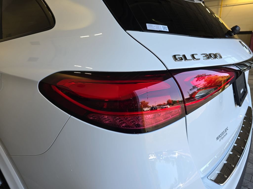 2026 Mercedes-Benz GLC Base - Photo 38