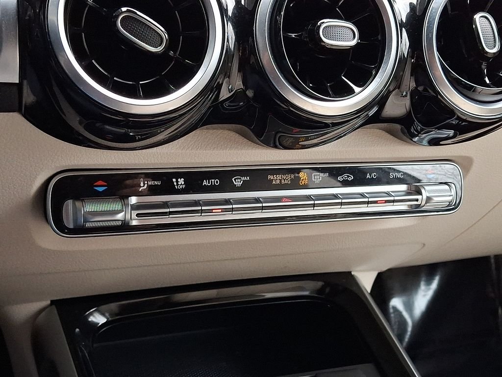 Certified Used 2025 White Mercedes-Benz GLB 250 image 15