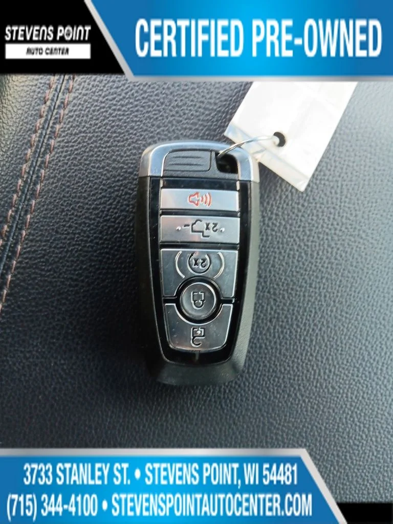 Used 2024 Bronze Metallic Ford Lariat image 28