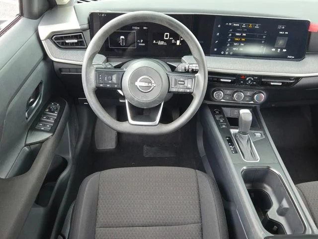 Used 2026 Gray Nissan S image 7