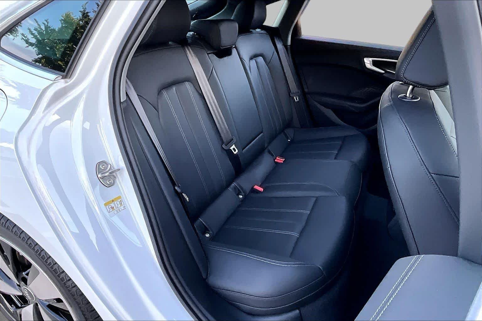 Used 2025 Glacier White Metallic Audi Premium Plus image 18