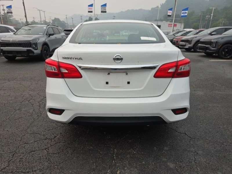 Used 2016  Nissan SR image 6