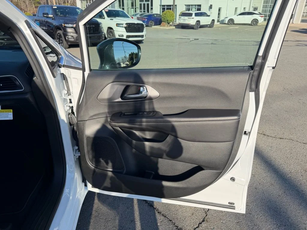 New 2026 White Chrysler LX image 29