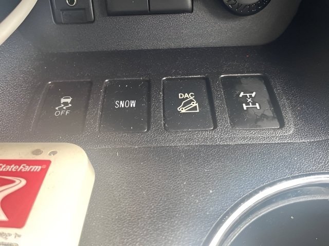 Used 2017 Blizzard Pearl Toyota XLE image 16