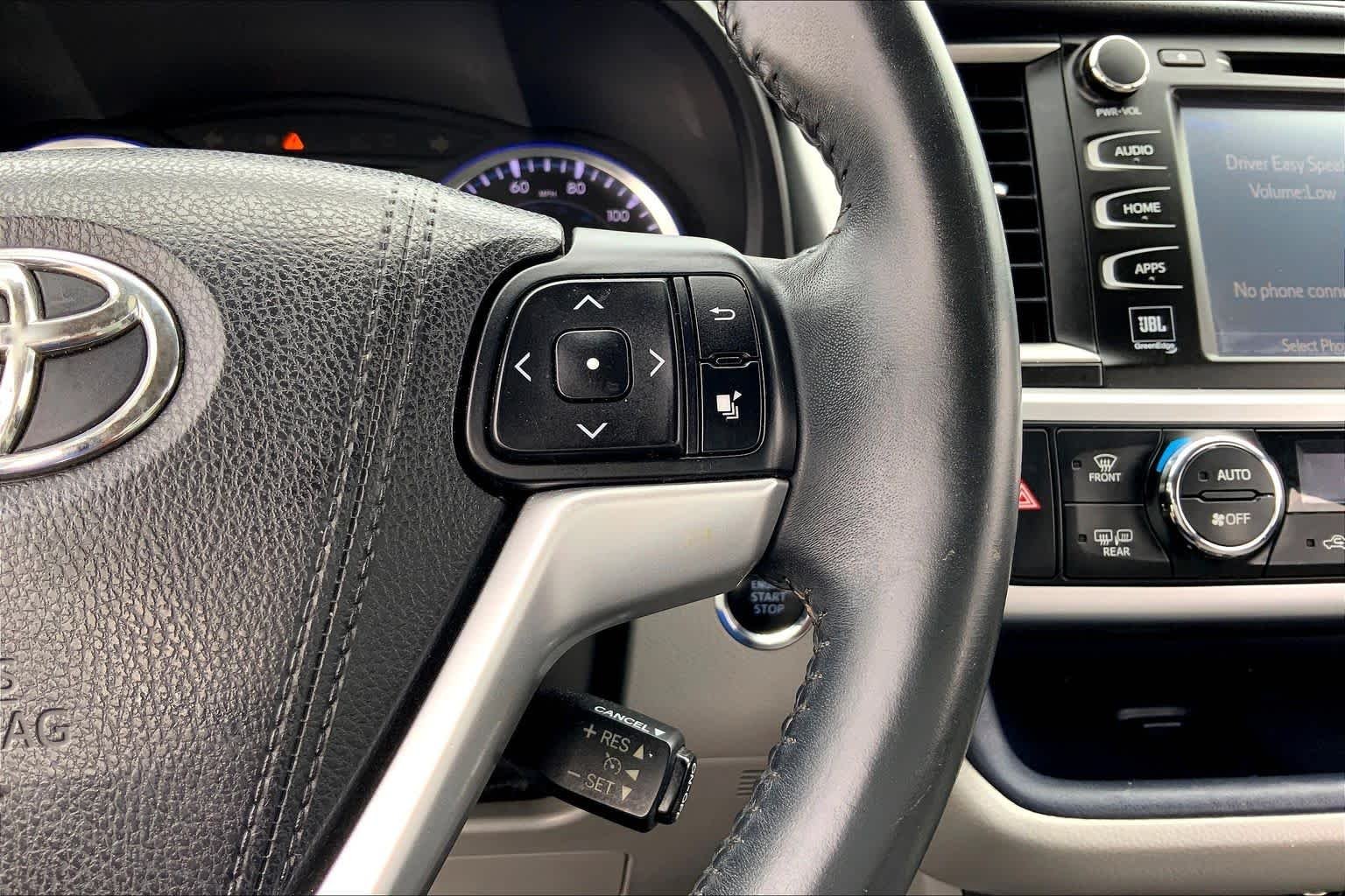 Used 2015 Silver Sky Metallic Toyota Limited image 24