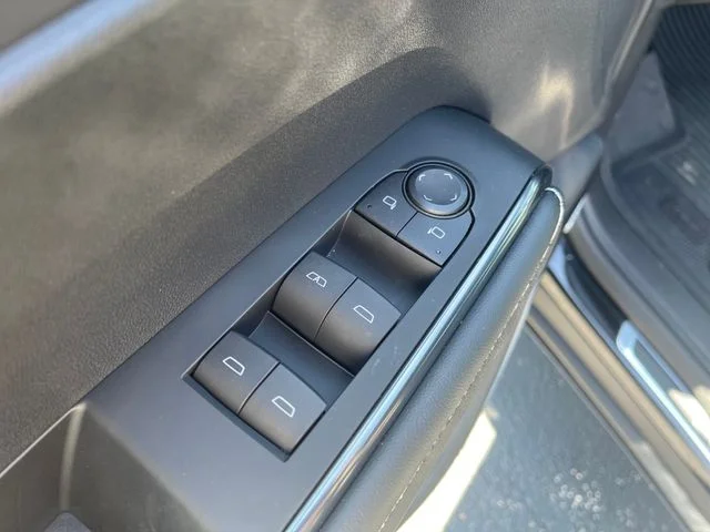 Used 2025 Black GMC AT4 image 13